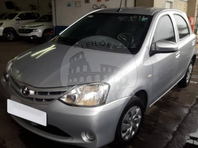 LOTE 035 - TOYOTA ETIOS X 1.3 16V 2017