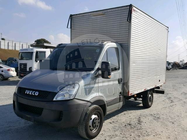 LOTE 024 - IVECO DAILY CHASSI 3.0 2014