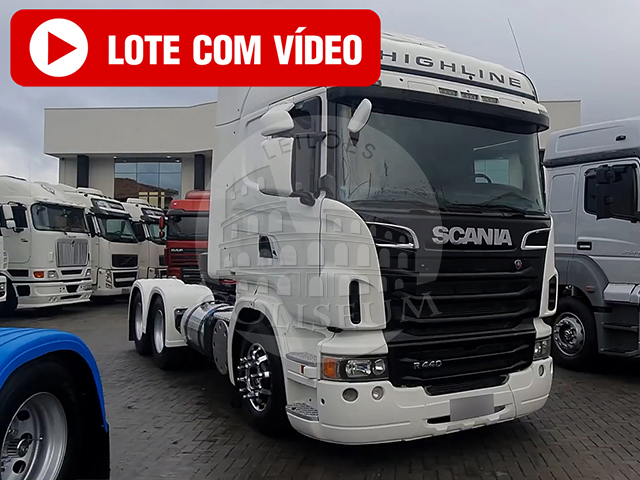 LOTE 010 - Scania R-480 A 6X4 Highline 2p 2013