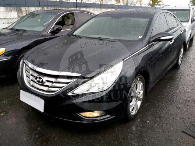 LOTE 027 - Hyundai Sonata Sedan 2.4 16V 2014