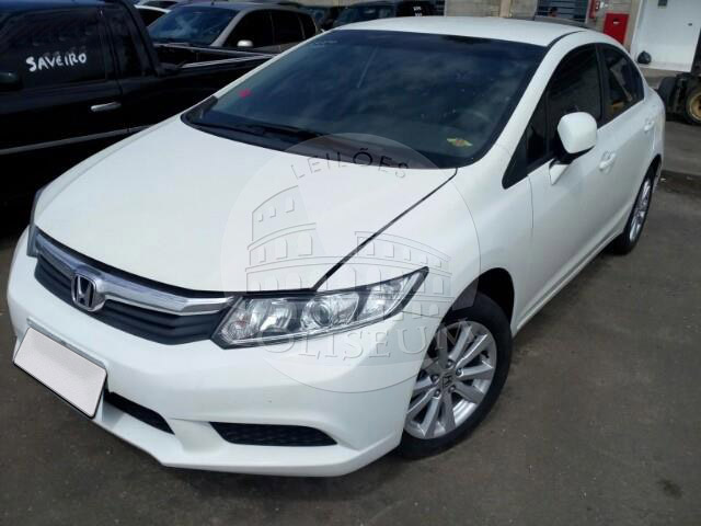 LOTE 024 -  Honda New Civic LXR 2.0 i-VTEC (Aut) 2014