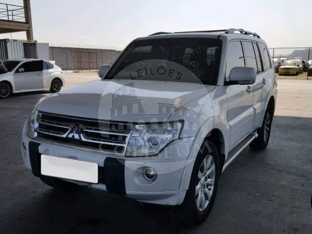 LOTE 034 -  MITSUBISHI PAJERO FULL HPE 3.2 TURBO 2011